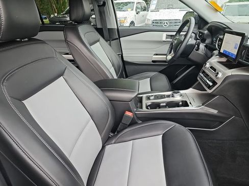 Certified 2023 Ford Explorer XLT w/ Equipment Group 202A AWD/4WD image 12