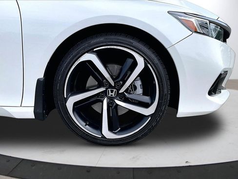 Used 2022 Honda Accord Sport image 32