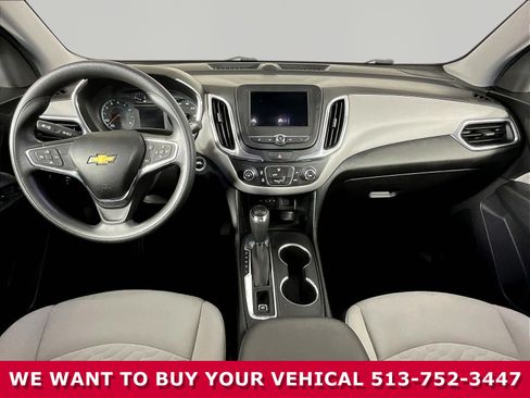 Used 2019 Chevrolet Equinox LS w/ LS Convenience Package FWD image 7