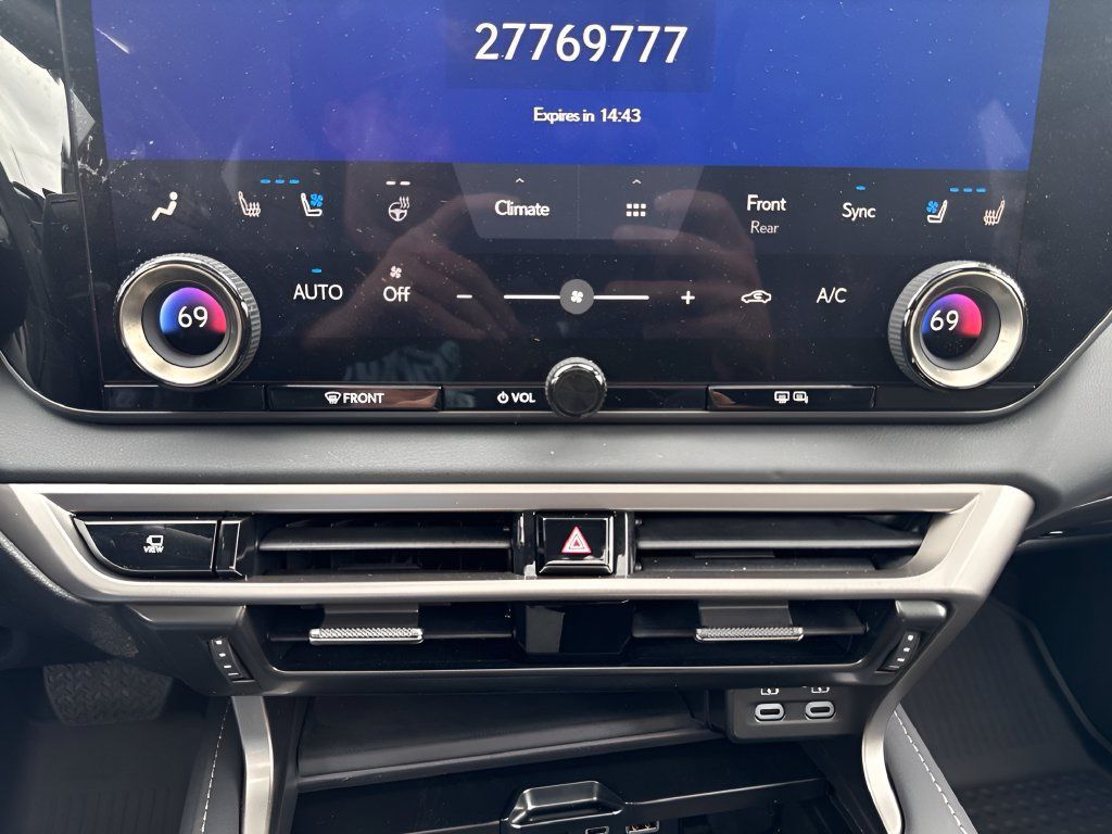 Used 2025 Lexus RX 350h w/ Convenience Package AWD/4WD image 22