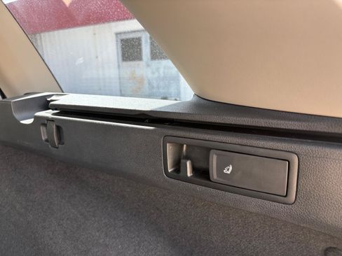 Used 2019 Volkswagen Golf Alltrack S AWD/4WD image 32