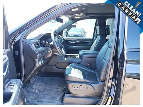 Used 2023 GMC Yukon XL Denali AWD/4WD image 12