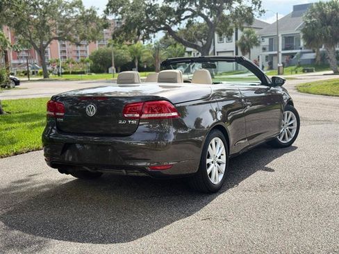 Used 2014 Volkswagen Eos Komfort FWD image 5