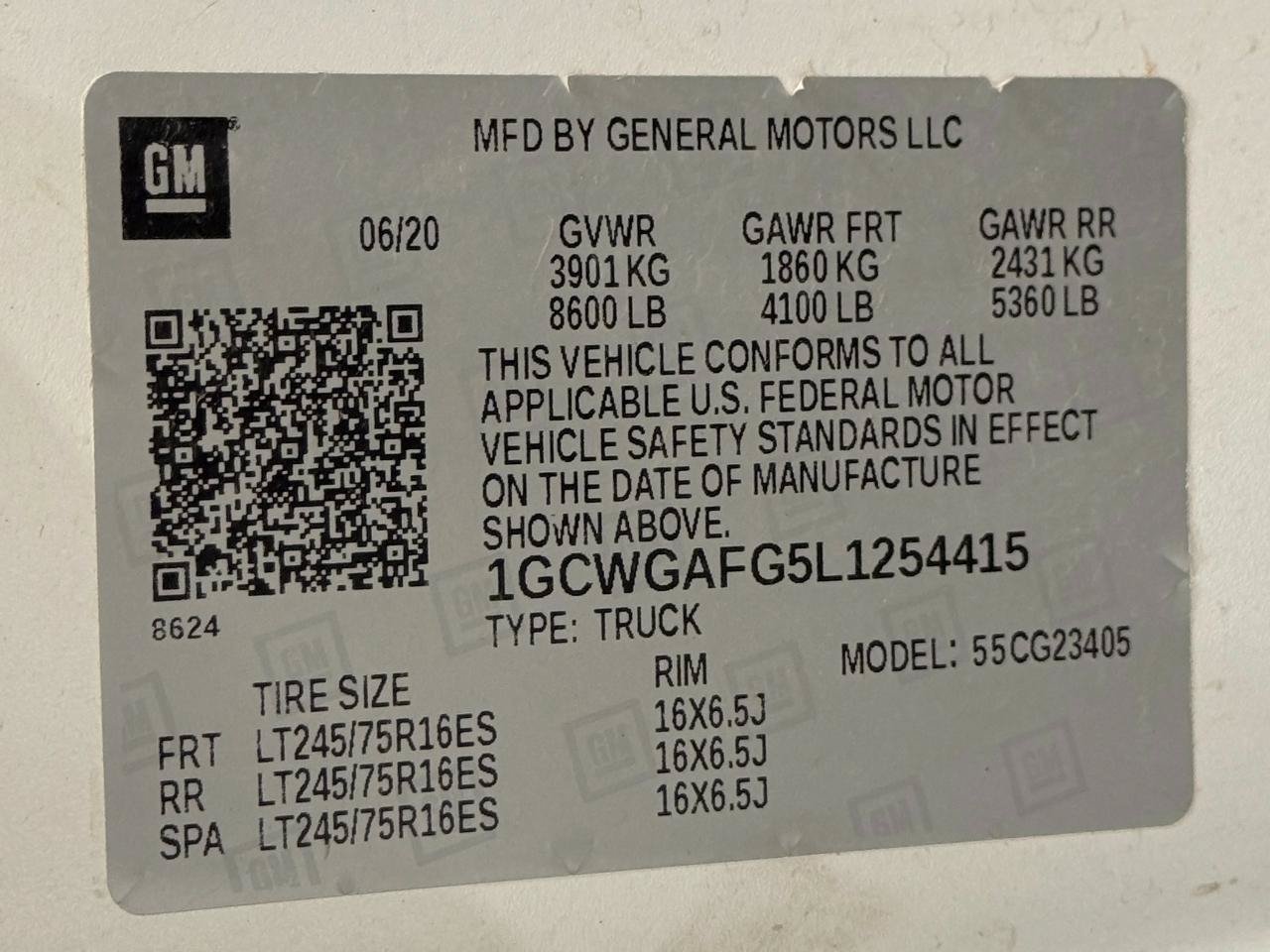 Used 2020 Chevrolet Express 2500 w/ Safety Package RWD image 10