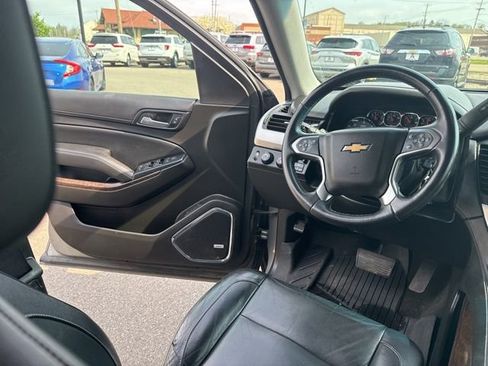 Used 2017 Chevrolet Tahoe LT image 21