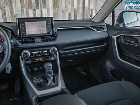 Used 2019 Toyota RAV4 LE w/ All Weather Liner Package image 16