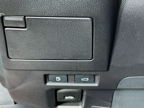 Used 2023 Lexus ES 350 w/ Premium Package FWD image 17