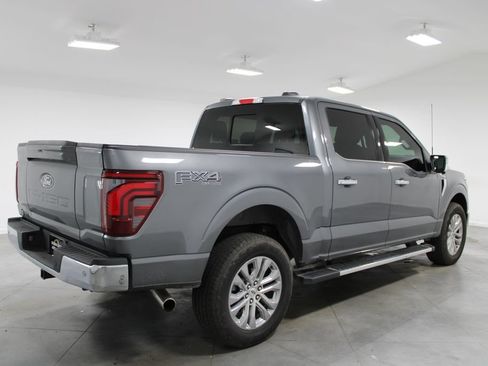 Used 2025 Ford F150 Lariat w/ Equipment Group 501A Mid AWD/4WD image 9