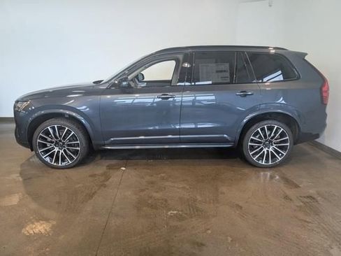New 2026 Volvo XC90 B6 Ultra w/ Protection Package AWD/4WD image 3
