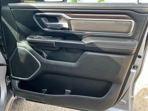 Used 2025 RAM 1500 Laramie AWD/4WD image 14