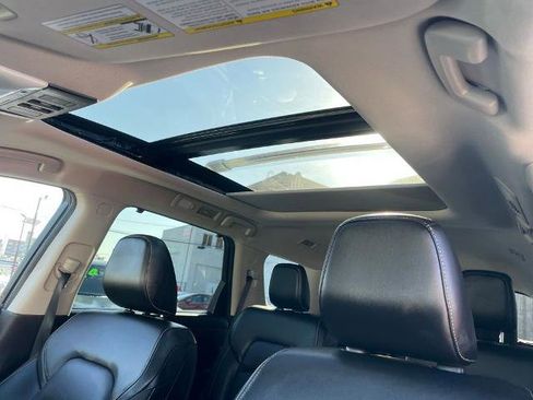 Certified 2024 Nissan Pathfinder SL w/ SL Premium Package image 29