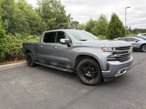 Used 2021 Chevrolet Silverado 1500 High Country w/ Technology Package AWD/4WD image 3