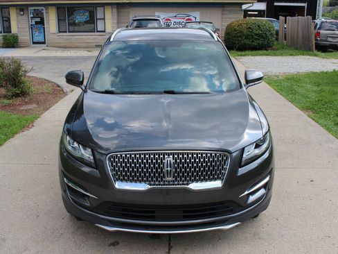Used 2019 Lincoln MKC Premiere FWD image 4