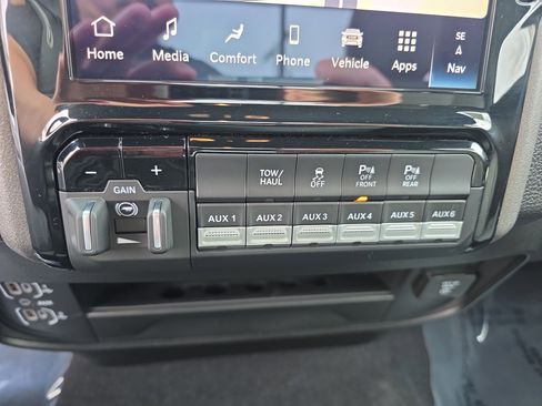 New 2026 RAM 2500 Tradesman AWD/4WD image 7