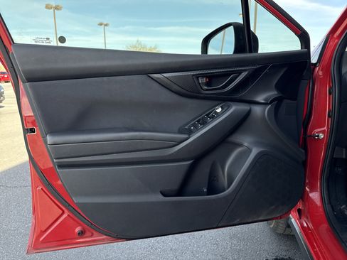 Used 2021 Subaru Crosstrek 2.0i Premium image 12