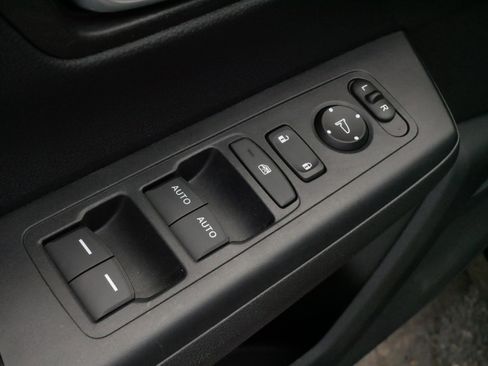 Used 2023 Honda CR-V EX image 19