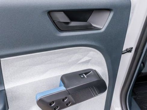 New 2025 Ford Maverick XLT w/ 4K Tow Package image 16