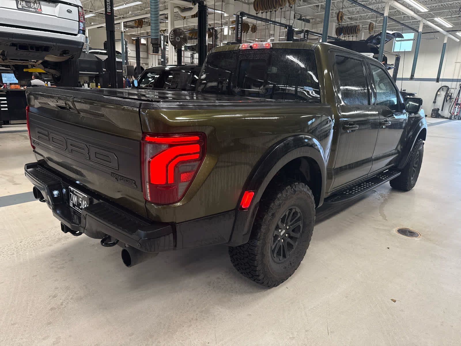 Used 2025 Ford F150 Raptor AWD/4WD image 3