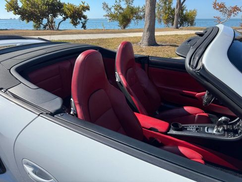 Used 2015 Porsche 911 Turbo S image 46