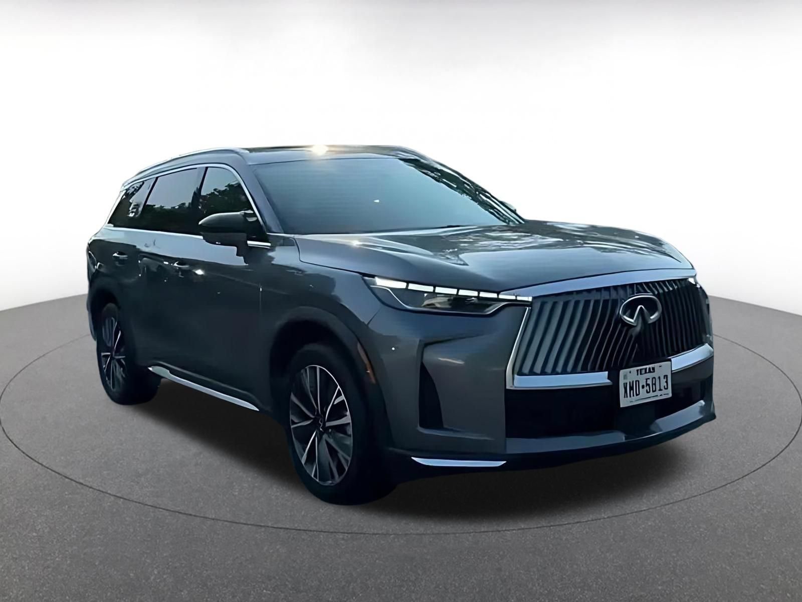 Used 2026 INFINITI QX60 Luxe FWD image 3