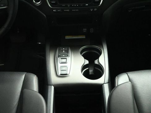 Used 2023 Honda Passport TrailSport image 36