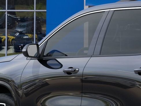 New 2026 Chevrolet Traverse High Country FWD image 12