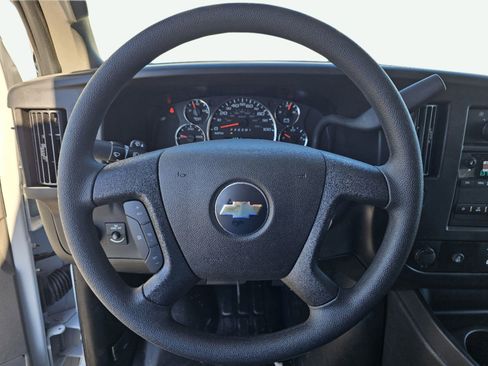 New 2024 Chevrolet Express 3500 w/ Power Convenience Package image 20