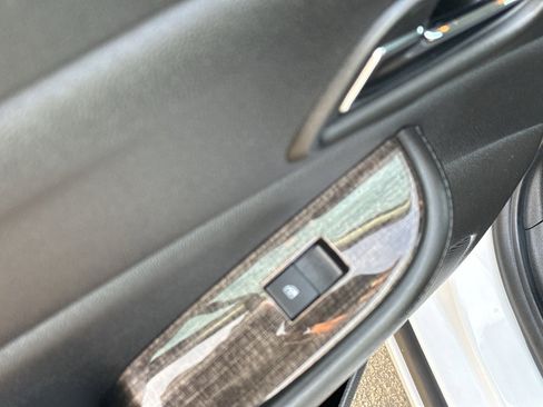 Used 2015 Chevrolet Malibu LT w/ Power Convenience Package image 30