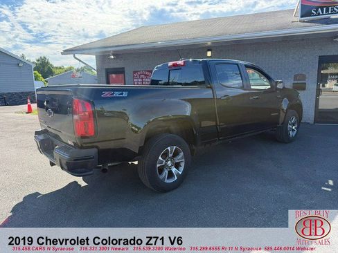 Used 2019 Chevrolet Colorado Z71 AWD/4WD image 3