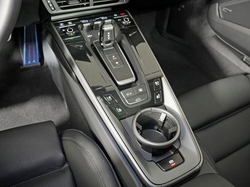 New 2026 Porsche 911 Carrera image 31