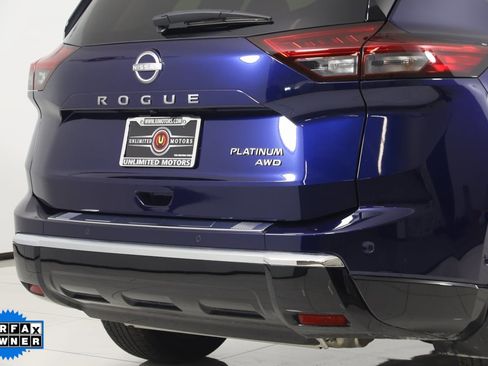 Used 2024 Nissan Rogue Platinum image 49