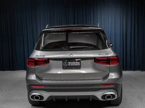 Certified 2025 Mercedes-Benz GLB 35 AMG 4MATIC image 6