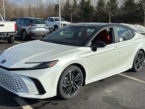 New 2026 Toyota Camry XSE w/ Premium Package image 2