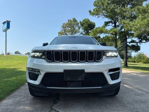 Used 2022 Jeep Grand Cherokee Limited RWD image 25