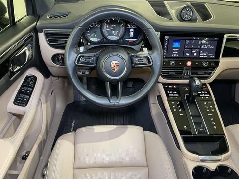 Certified 2026 Porsche Macan AWD/4WD image 26