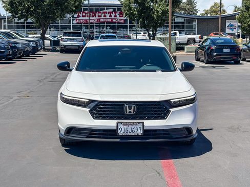 Used 2023 Honda Accord Sport image 7