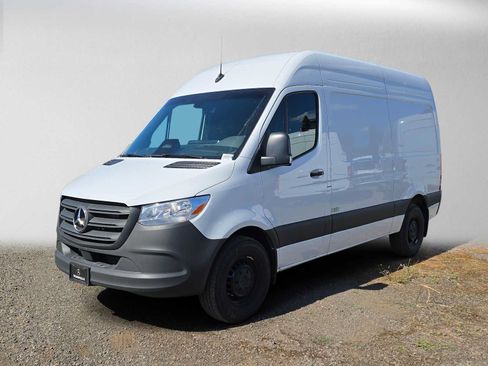 Used 2026 Mercedes-Benz Sprinter 2500 image 7
