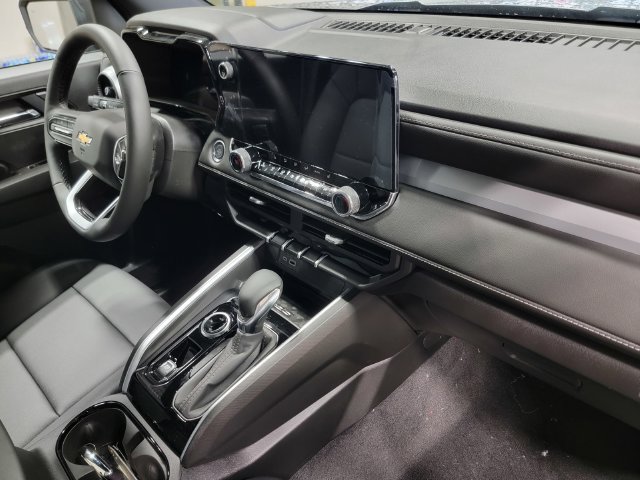 New 2026 Chevrolet Colorado LT w/ LT Convenience Package AWD/4WD image 16