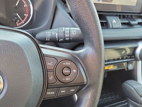 Certified 2025 Toyota RAV4 XLE image 26