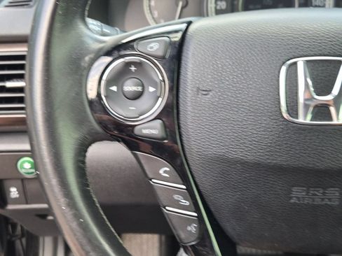 Used 2017 Honda Accord EX-L image 20
