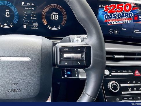 Used 2024 Hyundai Santa Fe SE FWD image 18