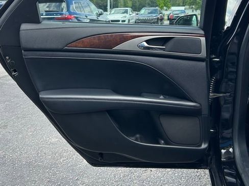 Used 2019 Lincoln MKZ Reserve image 15