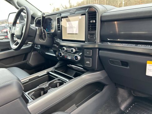 New 2026 Ford F550 4x4 Crew Cab image 31