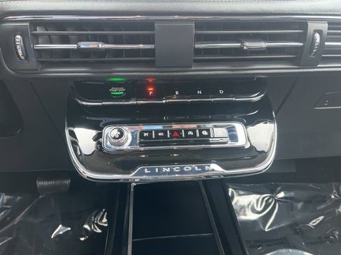 Used 2023 Lincoln Corsair FWD image 34