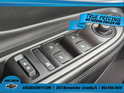 Used 2021 Buick Encore Preferred w/ Safety Package II FWD image 23