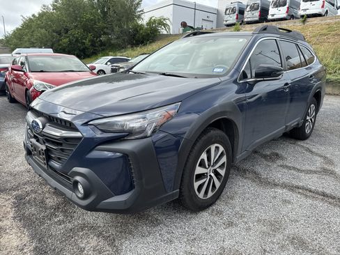 Certified 2024 Subaru Outback Premium AWD/4WD image 5