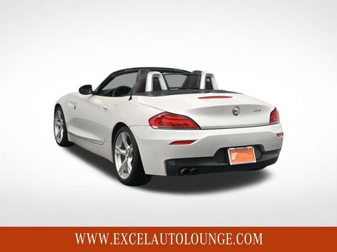 Used 2012 BMW Z4 sDrive28i image 4