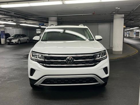 Certified 2023 Volkswagen Atlas SE w/ Panoramic Sunroof Package AWD/4WD image 34