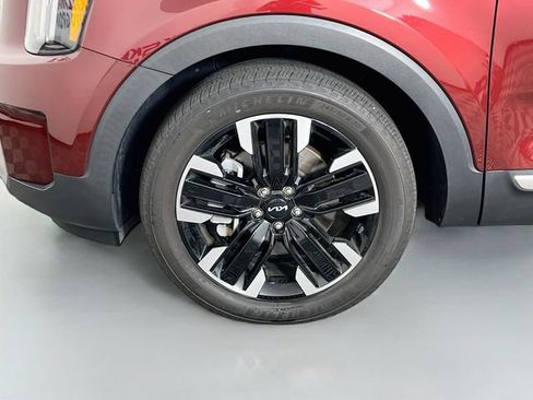 Used 2024 Kia Telluride SX Prestige AWD/4WD image 30
