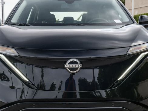 Used 2024 Nissan Ariya FWD image 5